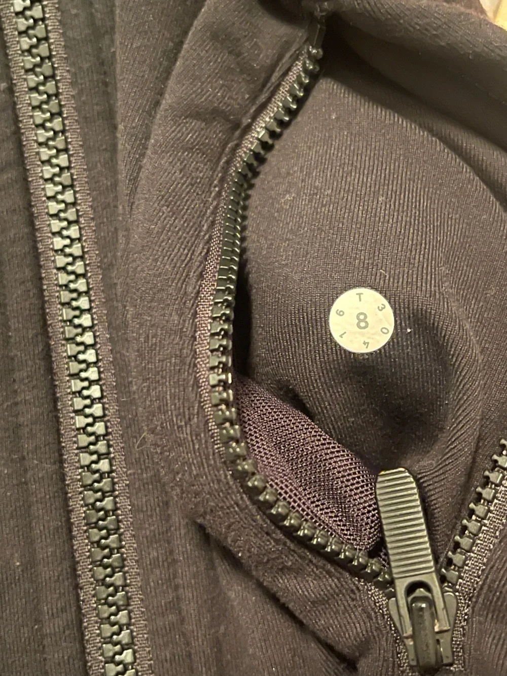 lululemon athletica zip excellent fabric